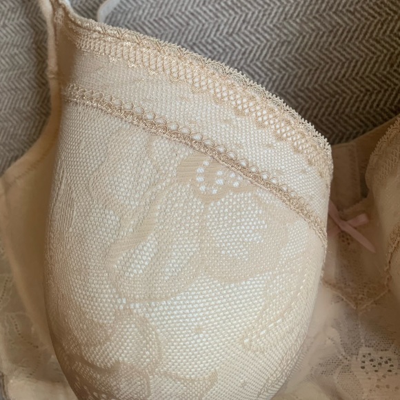 Cacique Modern Lace Lightly Lined Balconette Bra - Size 42DD - Picture 7 of 16